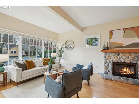 1711 SE 38th Avenue Portland OR 97214
