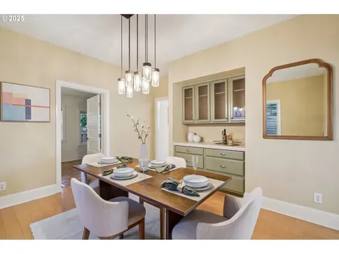1711 SE 38th Avenue Portland OR 97214