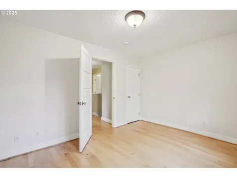 1711 SE 38th Avenue Portland OR 97214