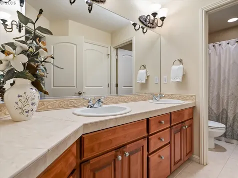1200 NE 146th Avenue Vancouver WA 98684