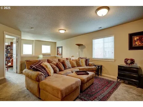 61163 Dayspring Drive Bend OR 97702