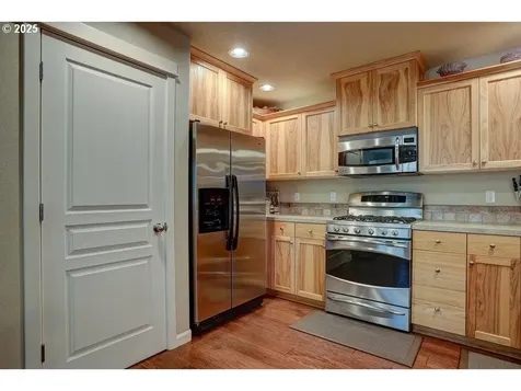 61163 Dayspring Drive Bend OR 97702