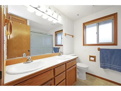 4101 N Clarey Street Eugene OR 97402