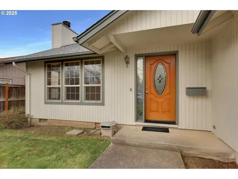 4101 N Clarey Street Eugene OR 97402