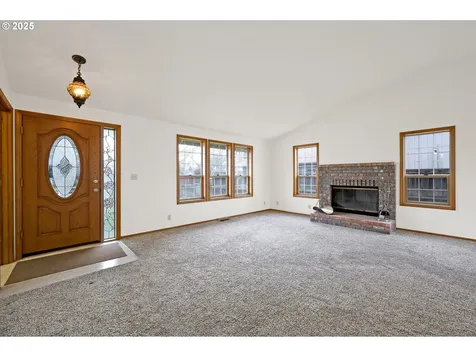 4101 N Clarey Street Eugene OR 97402
