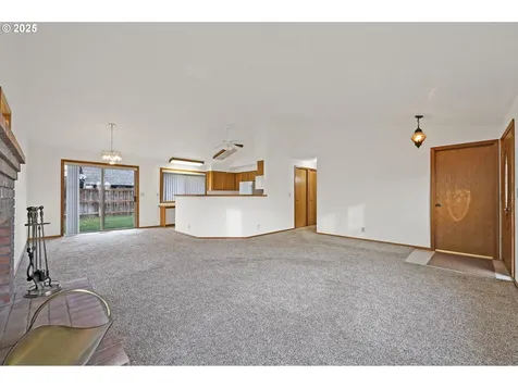 4101 N Clarey Street Eugene OR 97402