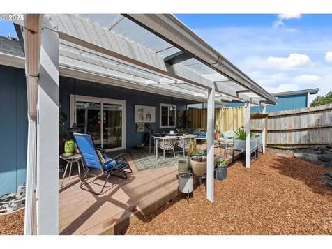 64 Park Village Drive Florence OR 97439