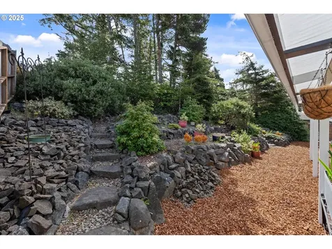 64 Park Village Drive Florence OR 97439