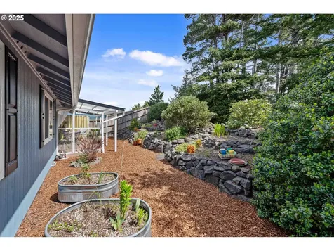 64 Park Village Drive Florence OR 97439