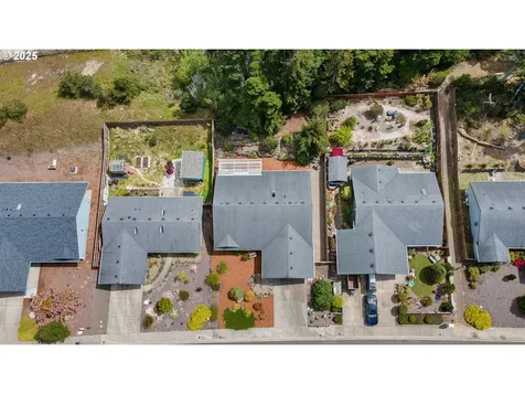 64 Park Village Drive Florence OR 97439