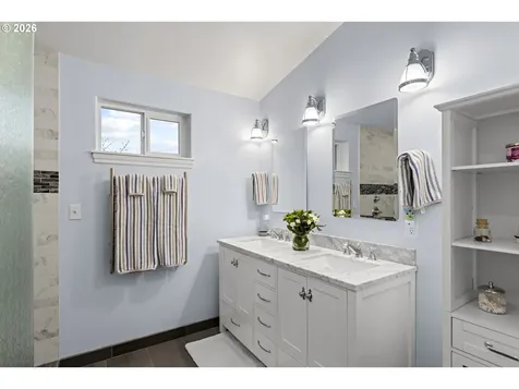 2922 Walnut Court Hubbard OR 97032