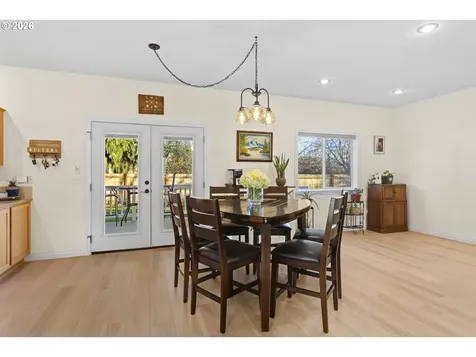 2922 Walnut Court Hubbard OR 97032