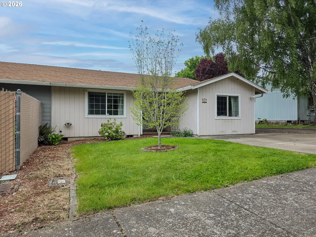 225 SW Fleishauer Lane Mcminnville OR 97128