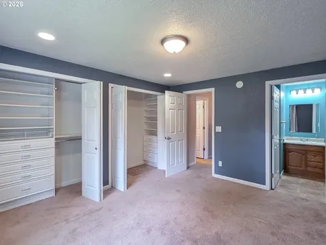 225 SW Fleishauer Lane Mcminnville OR 97128