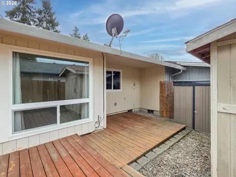 225 SW Fleishauer Lane Mcminnville OR 97128