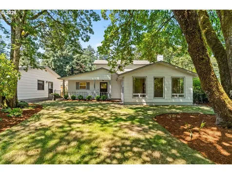 1572 Happy Lane Eugene OR 97401