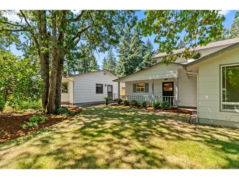 1572 Happy Lane Eugene OR 97401