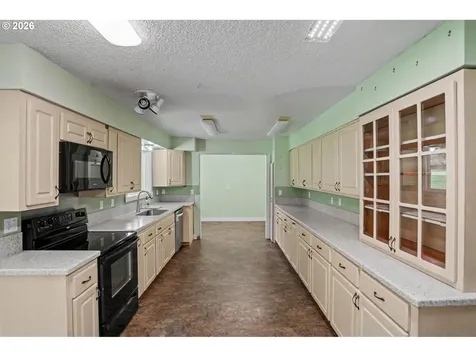 11072 S Bremer Road Canby OR 97013