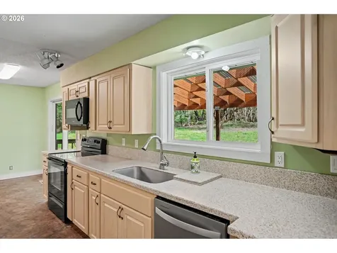 11072 S Bremer Road Canby OR 97013