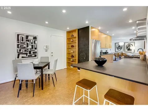 4001 SW Jerald Court Portland OR 97221