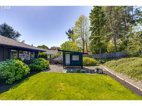 4001 SW Jerald Court Portland OR 97221