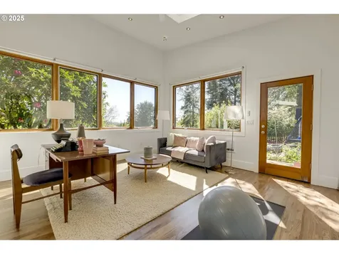 4001 SW Jerald Court Portland OR 97221