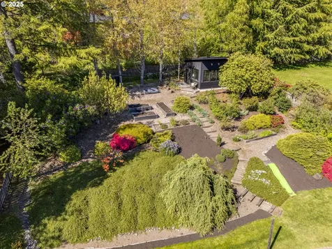 4001 SW Jerald Court Portland OR 97221