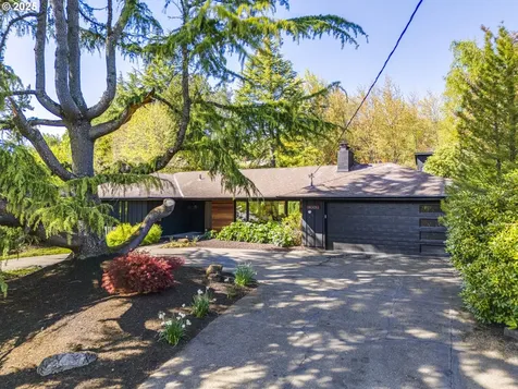 4001 SW Jerald Court Portland OR 97221