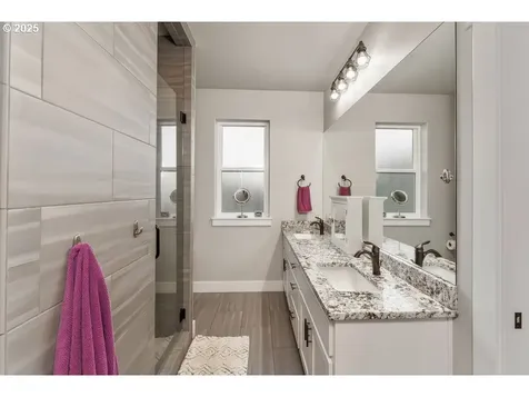 200 Madera Lane Roseburg OR 97471