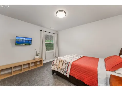 200 Madera Lane Roseburg OR 97471