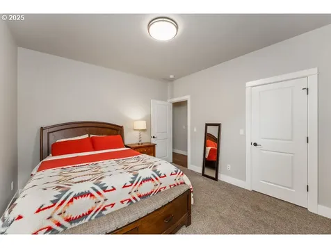 200 Madera Lane Roseburg OR 97471