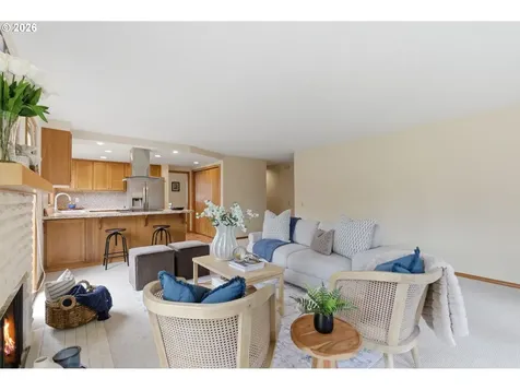 2211 NE 156th Avenue Portland OR 97230