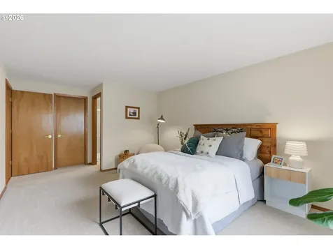 2211 NE 156th Avenue Portland OR 97230