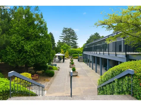 2211 NE 156th Avenue Portland OR 97230