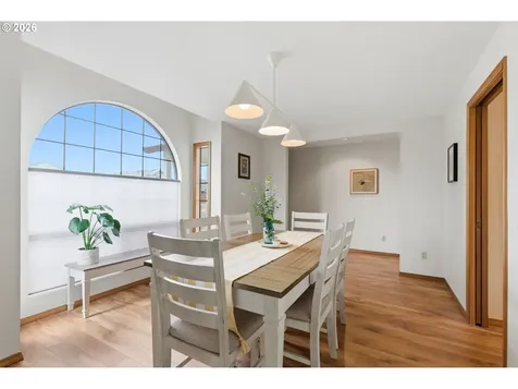 2211 NE 156th Avenue Portland OR 97230