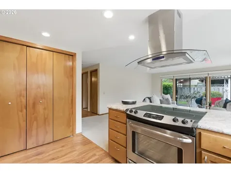 2211 NE 156th Avenue Portland OR 97230