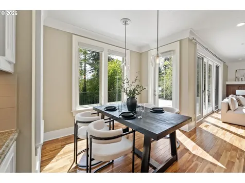 13056 Knaus Road Lake Oswego OR 97034