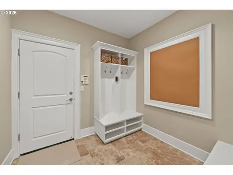 13056 Knaus Road Lake Oswego OR 97034
