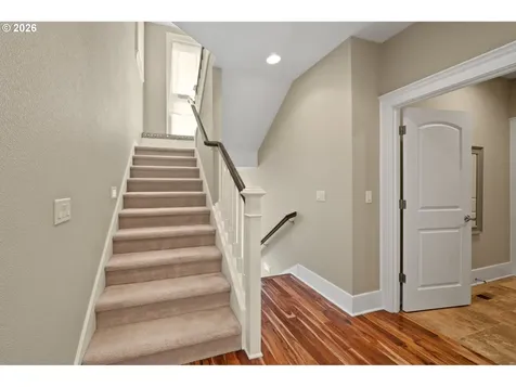 13056 Knaus Road Lake Oswego OR 97034