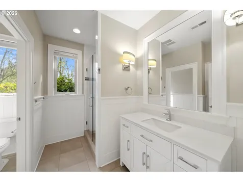 13056 Knaus Road Lake Oswego OR 97034