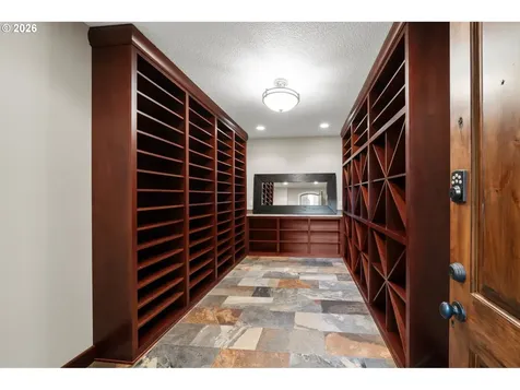 13056 Knaus Road Lake Oswego OR 97034