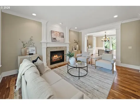 13056 Knaus Road Lake Oswego OR 97034
