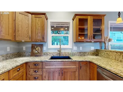 7200 Vista Ridge Drive Brookings OR 97415