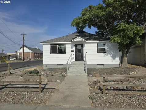205 SW 3rd Street Hermiston OR 97838