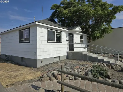 205 SW 3rd Street Hermiston OR 97838