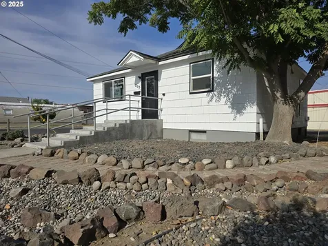 205 SW 3rd Street Hermiston OR 97838
