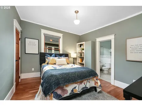 1924 SE 37th Avenue Portland OR 97214