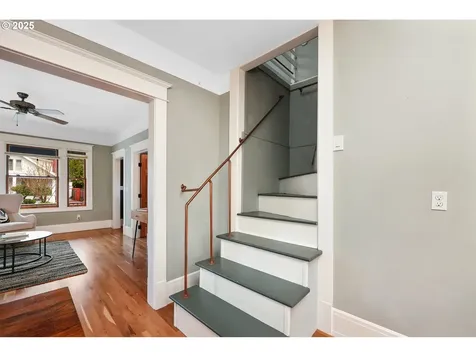 1924 SE 37th Avenue Portland OR 97214