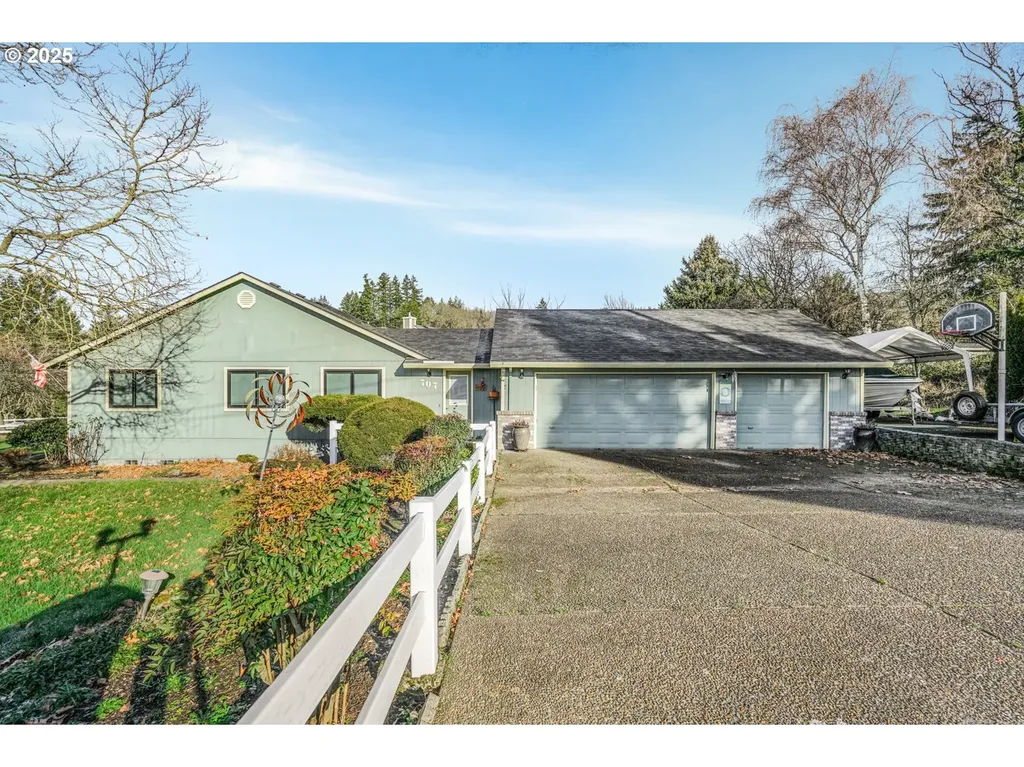 707 NE Camelia Drive Newberg OR 97132
