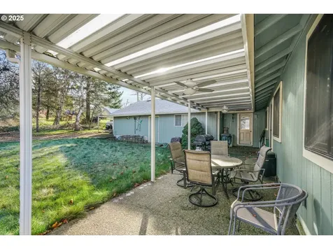 707 NE Camelia Drive Newberg OR 97132